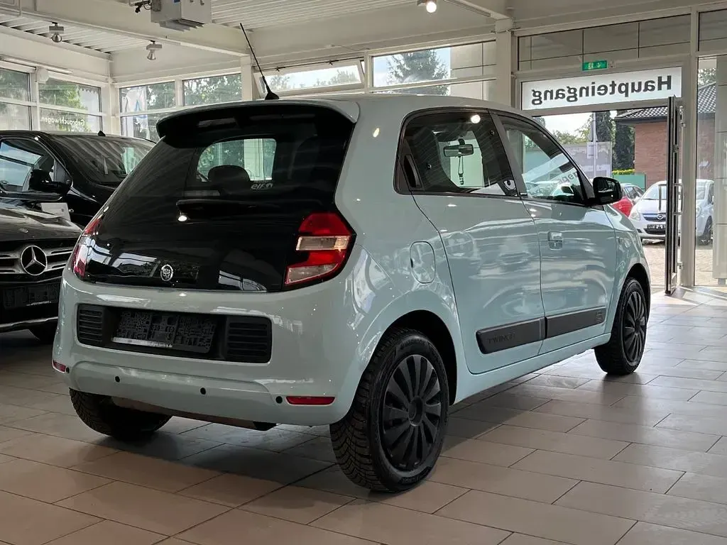 Gebraucht Renault Twingo LIMITED 69 PS (50 kW) 2017 Blau Kleinwagen