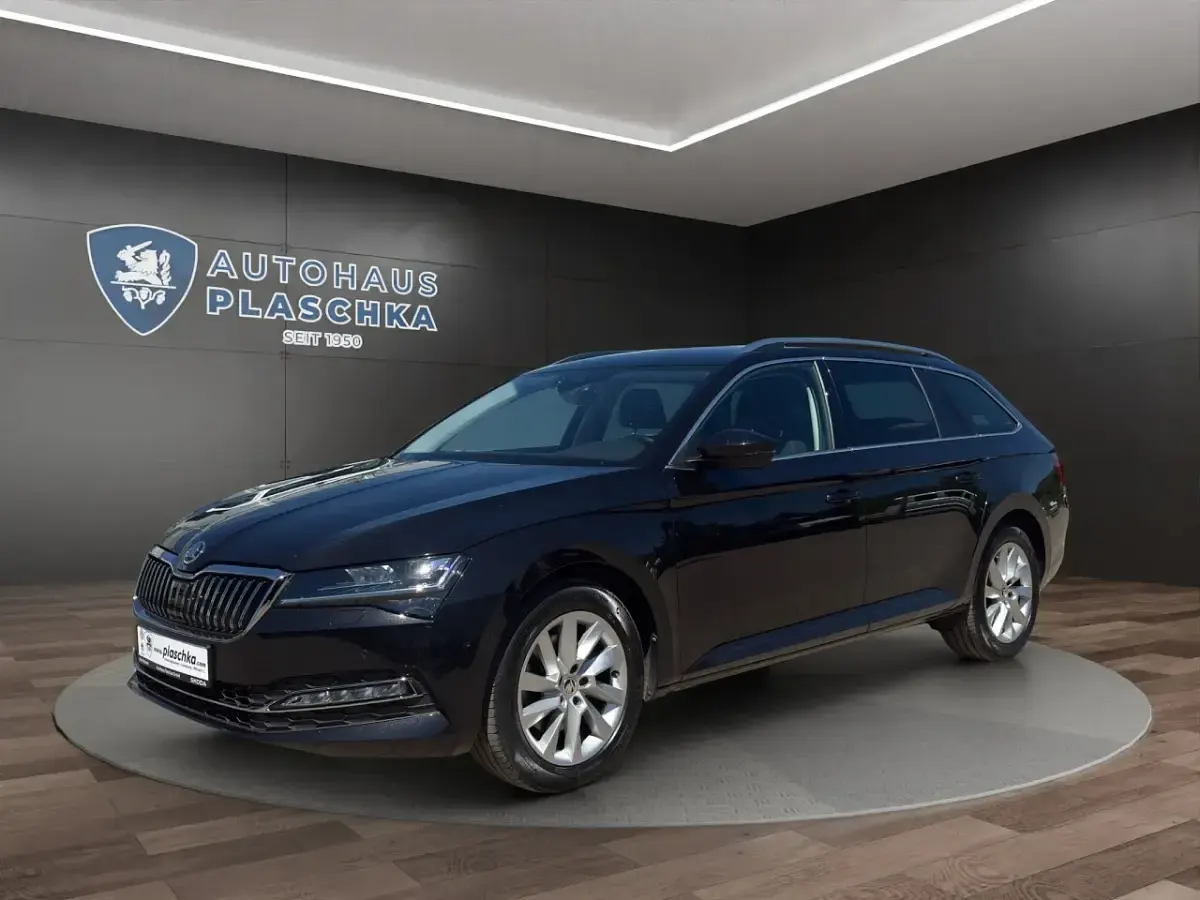 Gebraucht Skoda Superb Style 150 PS (110 kW) 2024