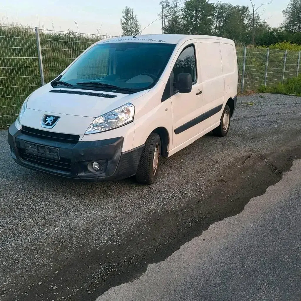 Gebraucht Peugeot Expert 90 PS (66 kW) 2011 Weiß Van