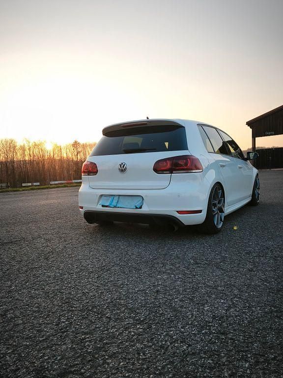 Gebraucht VW Golf VI Edition 235 PS (172 kW) 2011 Weiß Kleinwagen