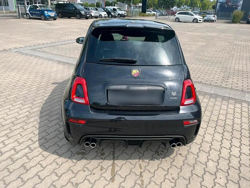 Gebraucht Abarth 695 180 PS (132 kW) 2023 Schwarz Kleinwagen