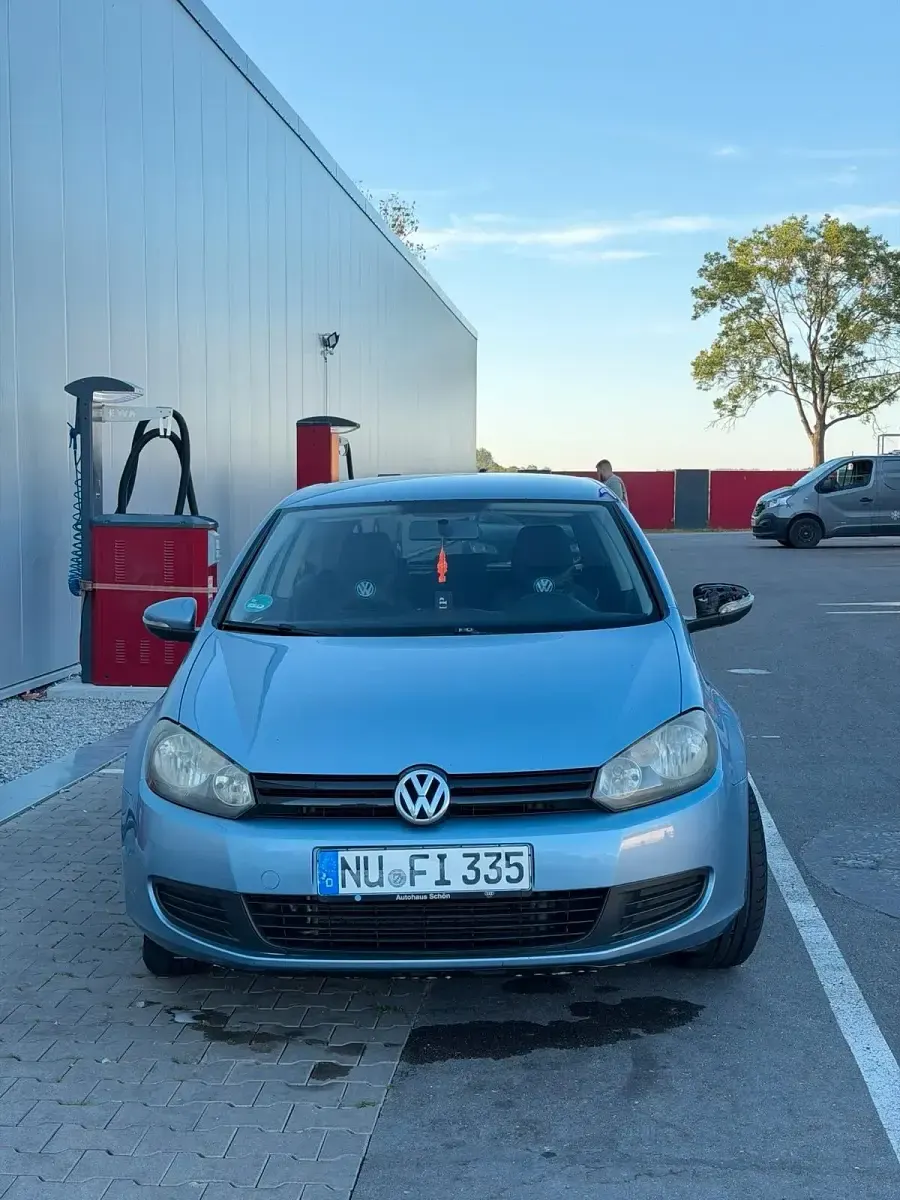 Gebraucht VW Golf 80 PS (58 kW) 2009 Blau Coupé