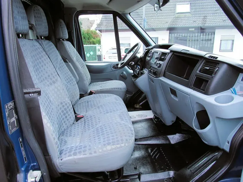 Gebraucht Ford Transit 86 PS (63 kW) 2009 Schwarz Van / Kleinbus