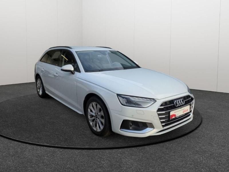 Gebraucht Audi A4 Advanced 204 PS (150 kW) 2022 Weiss Kombi