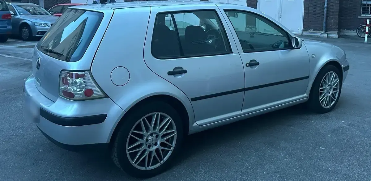 Gebraucht VW Golf IV 75 PS (55 kW) 2002 Grau Kleinwagen