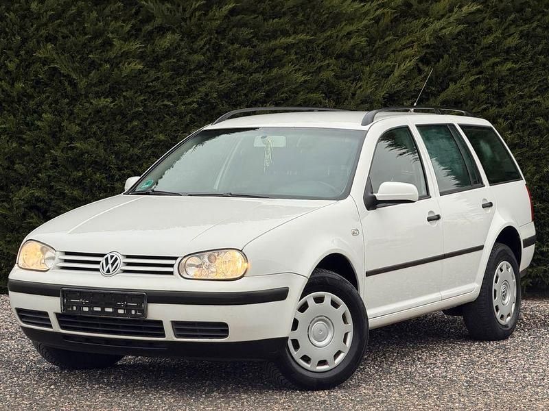 Weiß Gebraucht 2003 VW Golf IV Ocean Kombi | 1.500 € (Fairer Preis) - Bild 1/4