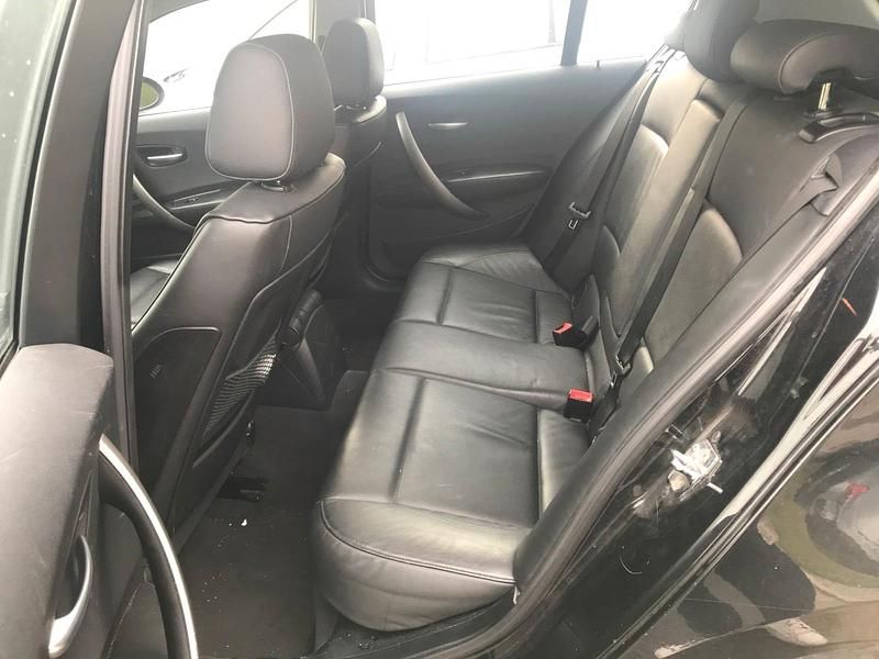 Gebraucht BMW 120 136 PS (100 kW) 2005 Schwarz Kleinwagen