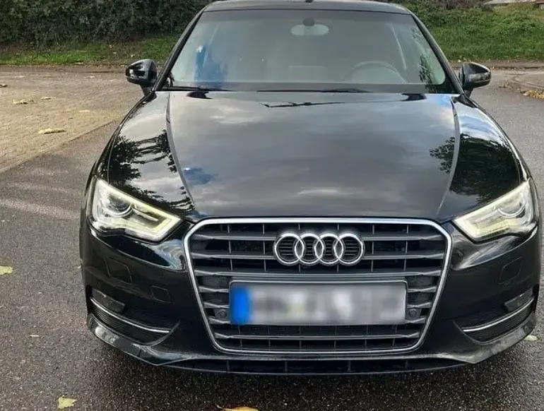 Używany Audi A3 Ambition 122 KM (89 kW) 2012 Czarny Hatchback