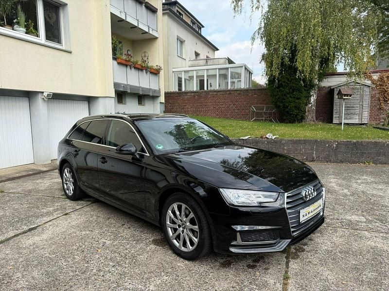 Schwarz Gebraucht 2019 Audi A4 Basis Kombi | 17.900 € (Superpreis) - Bild 1/4