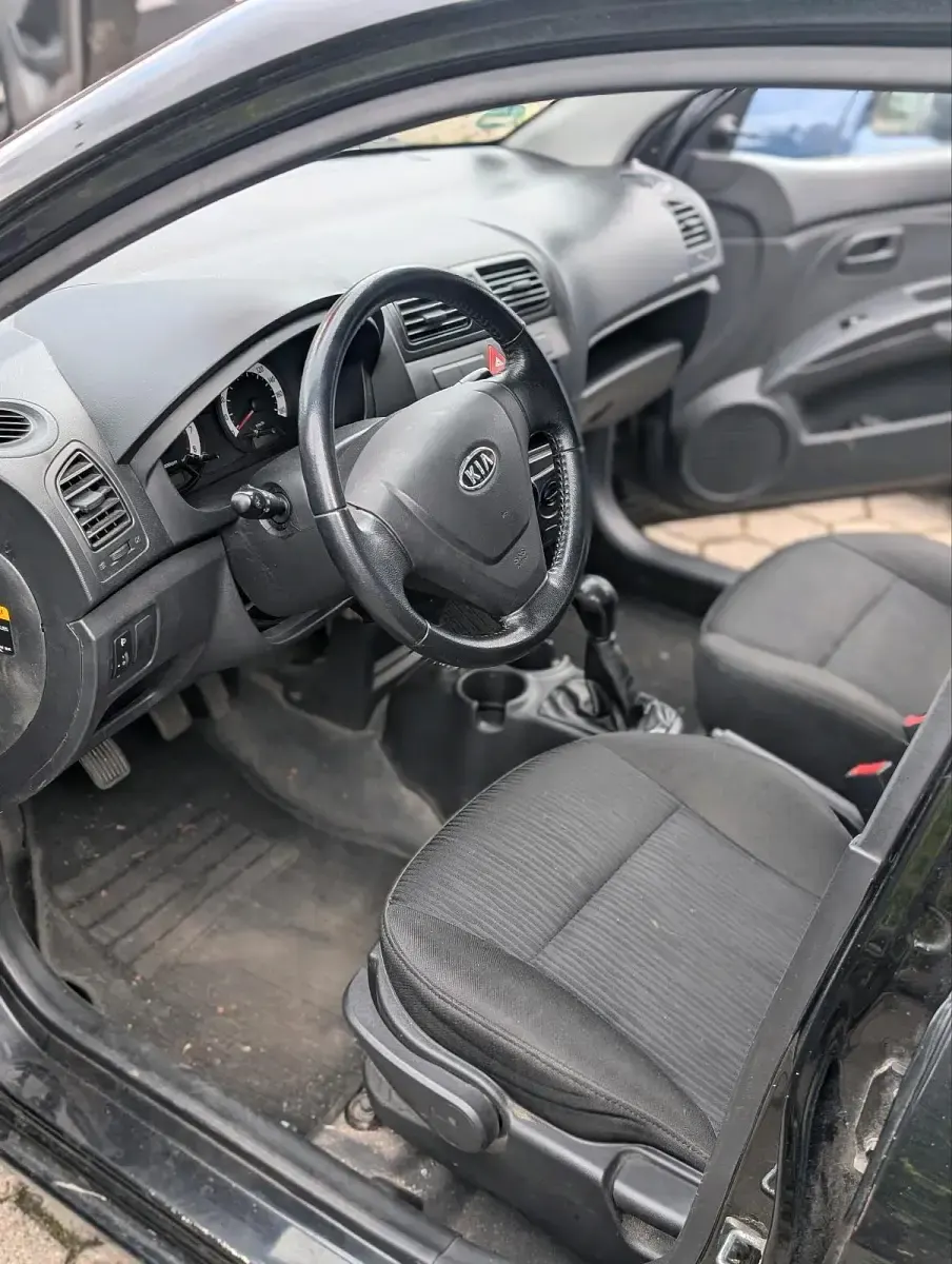 Gebraucht Kia Picanto 65 PS (47 kW) 2008 Schwarz Kleinwagen