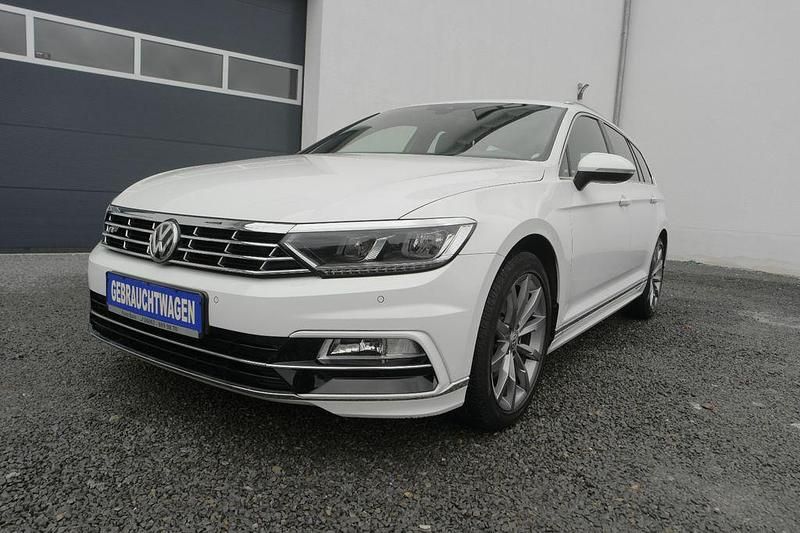 Gebraucht VW Passat Highline 179 PS (131 kW) 2018 Weiß Limousine