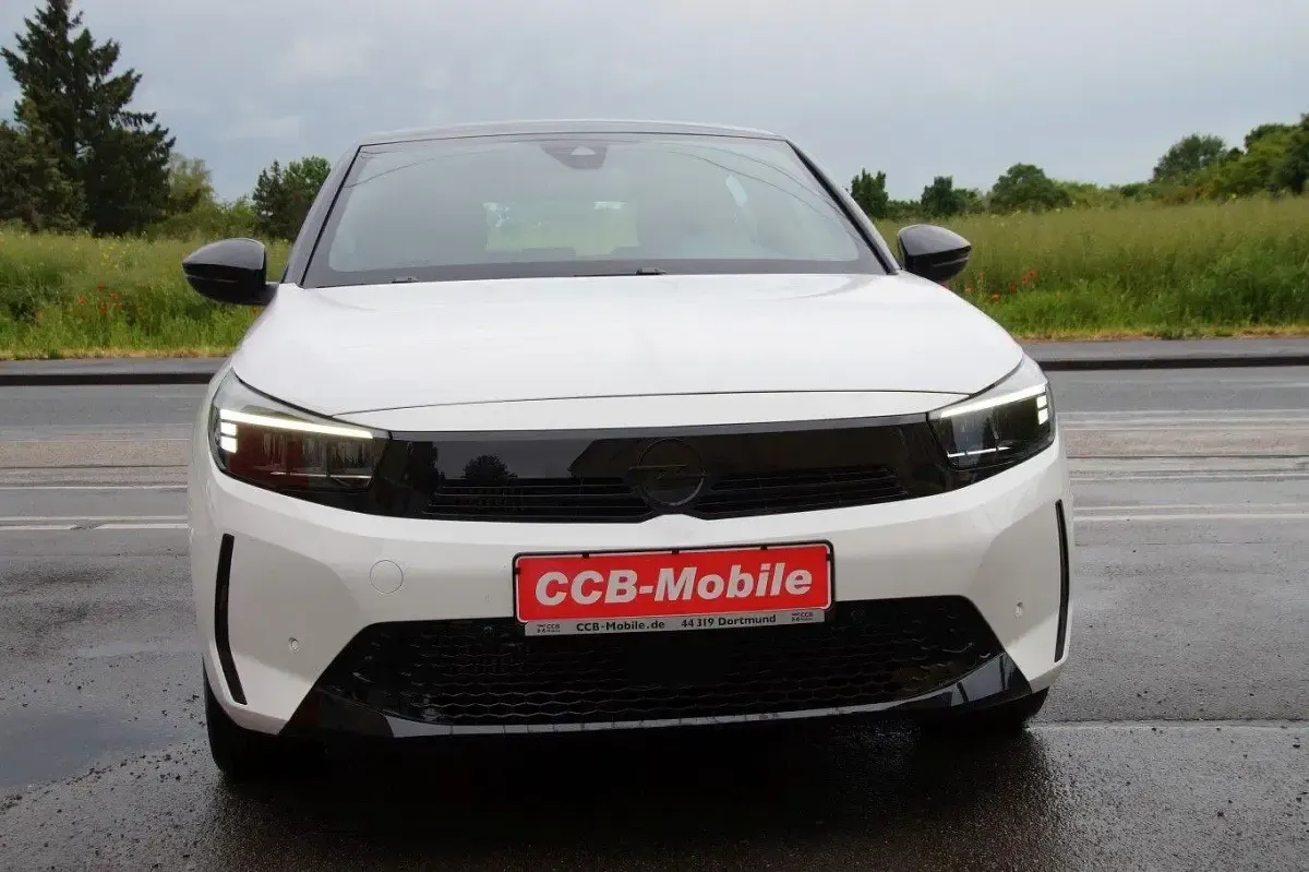 Occasion Opel Corsa 101 ch (74 kW) 2025 Blanc Citadine