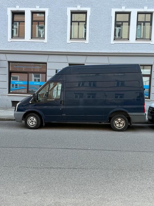 Second-hand Ford Transit 140 CP (102 kW) 2010 Monovolum