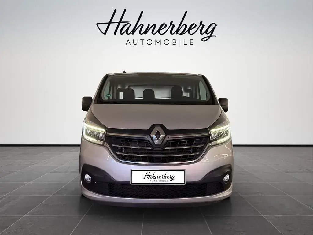 Gebraucht Renault Trafic 120 PS (88 kW) 2021 Grau Van / Kleinbus