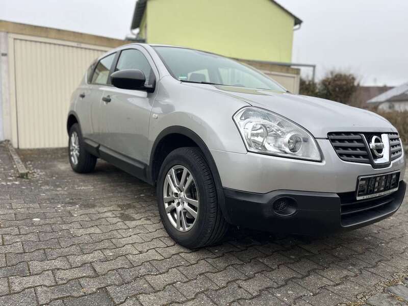 Silver (m) Gebraucht 2009 Nissan Qashqai Visia SUV | 3.700 € (Superpreis) - Bild 1/4