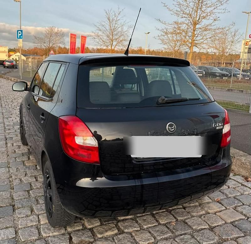 Gebraucht Skoda Fabia 60 PS (44 kW) 2009 Schwarz Kleinwagen