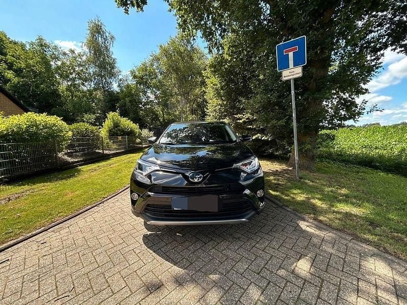 Braun Gebraucht 2018 Toyota RAV4 SUV | 21.500 € (Superpreis) - Bild 1/4