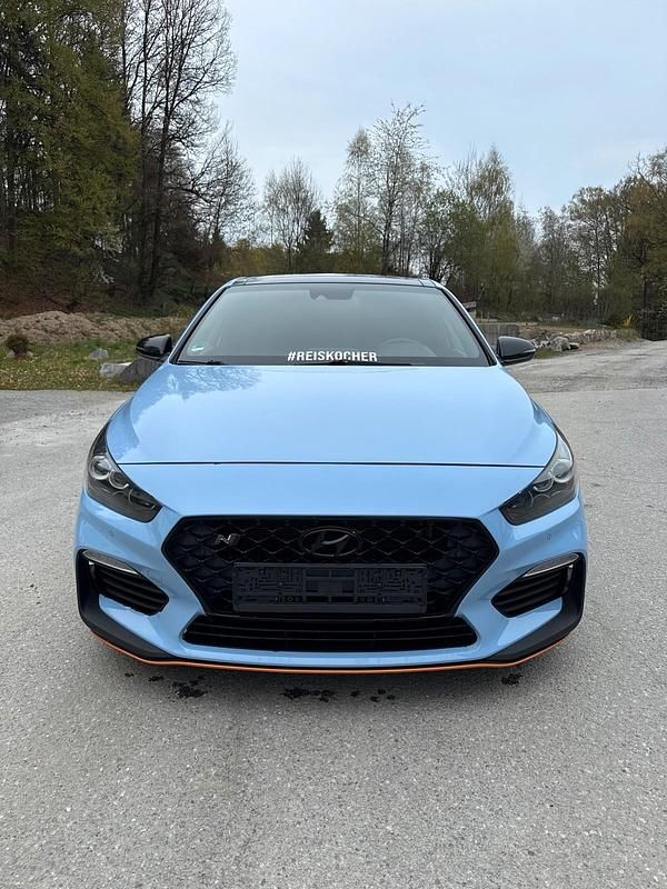 Gebraucht Hyundai i30 275 PS (202 kW) 2019 Blau Limousine