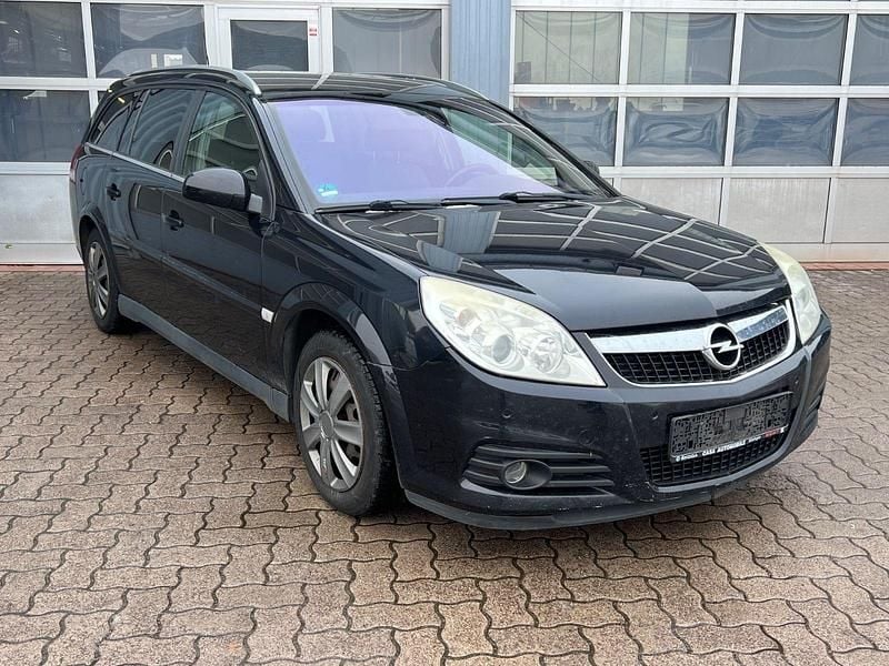 Gebraucht Opel Vectra Edition+ 150 PS (110 kW) 2008 Schwarz Kombi