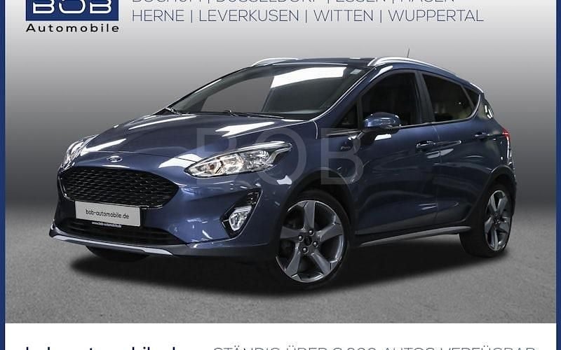 Chromablau metallic (blau) Gebraucht 2018 Ford Fiesta Active Kleinwagen | 11.888 € (Fairer Preis) - Bild 1/4