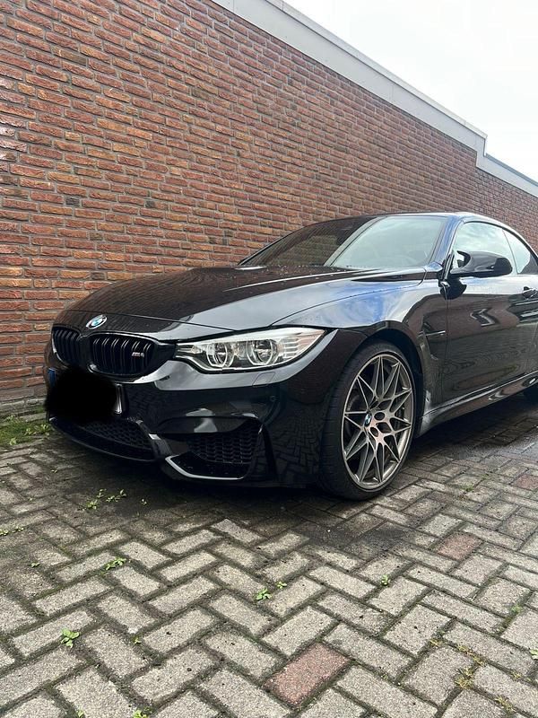 Schwarz Gebraucht 2017 BMW M4 Cabriolet Competition Edition Cabrio | 41.000 € - Bild 1/4