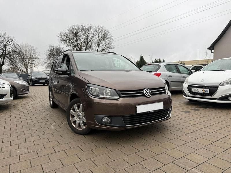 Braun Gebraucht 2012 VW Touran Match Van / Kleinbus | 4.950 € (Superpreis) - Bild 1/4