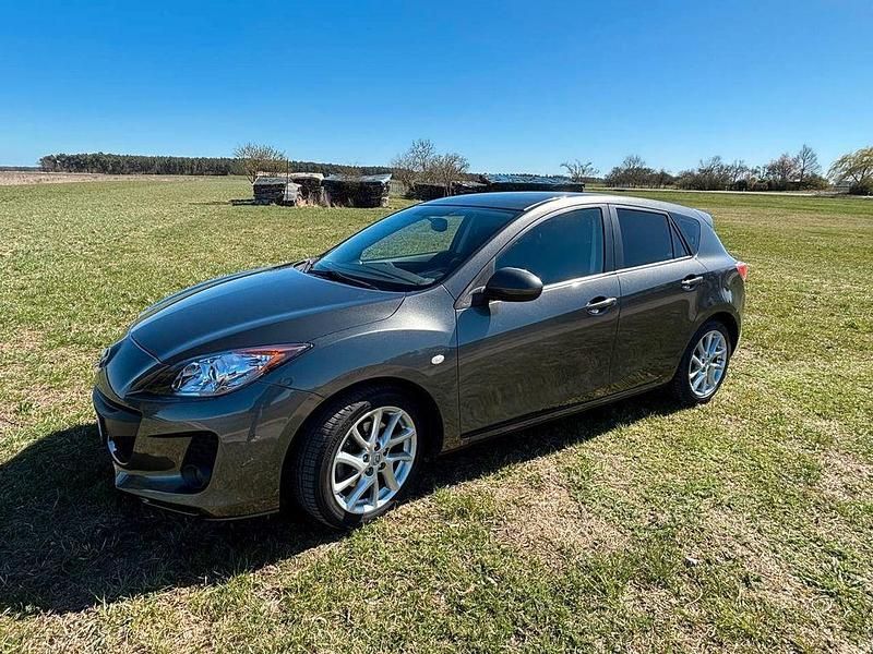 Gebraucht Mazda 3 Edition 150 PS (110 kW) 2012 Grau Limousine