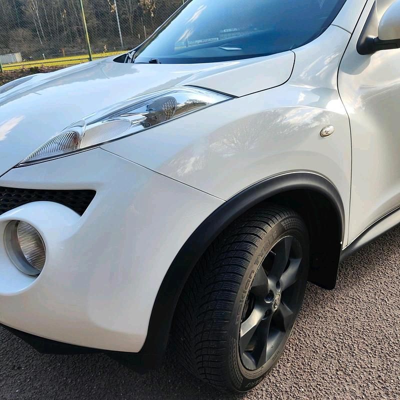 Gebraucht Nissan Juke 117 PS (86 kW) 2011 Weiß SUV