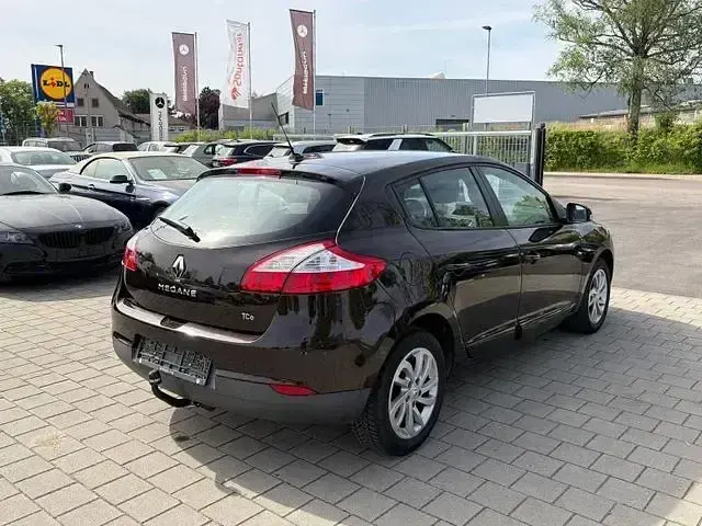 Gebraucht Renault Mégane Initiale Paris 116 PS (85 kW) 2014 Braun Limousine
