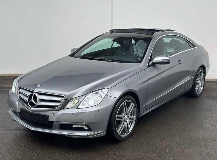 Gebraucht Mercedes E350 231 PS (169 kW) 2009 Grau Coupé
