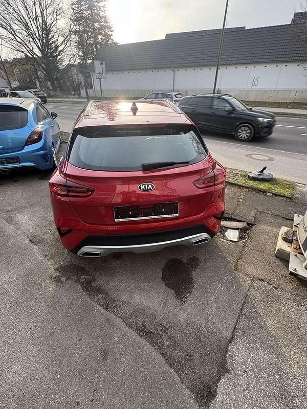 Gebraucht Kia XCeed 136 PS (100 kW) 2020 Rot SUV