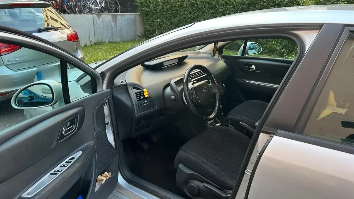 Gebraucht Citroën C4 109 PS (80 kW) 2005 Grau Limousine