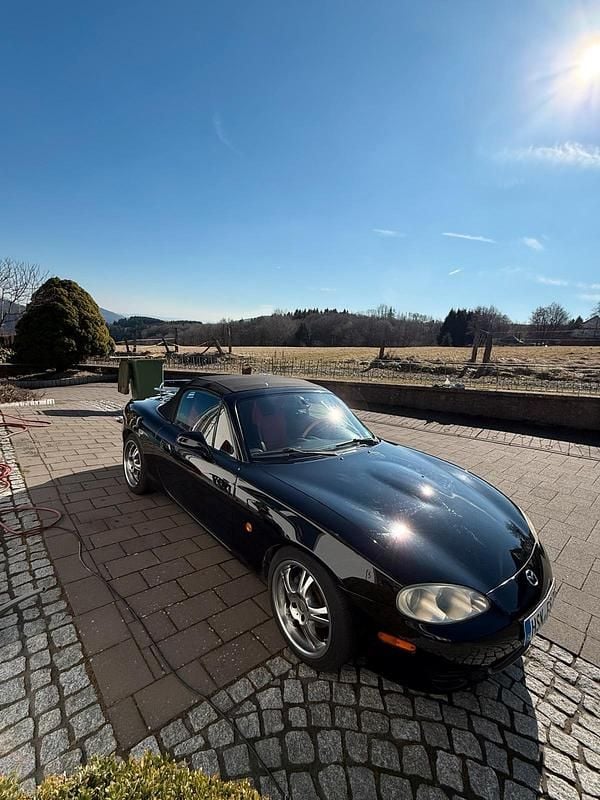 Gebraucht Mazda MX5 110 PS (80 kW) 2001 Schwarz Cabrio