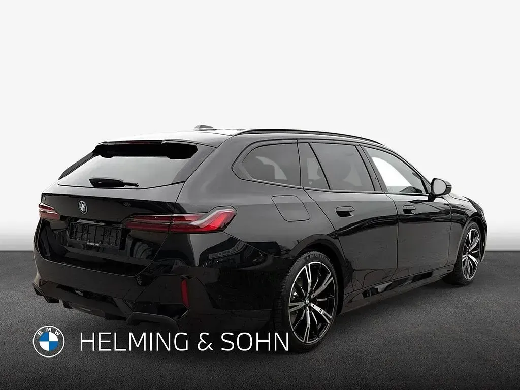 Gebraucht BMW i5 M Sport 250 kW (340 PS) 2026 Schwarz Kombi