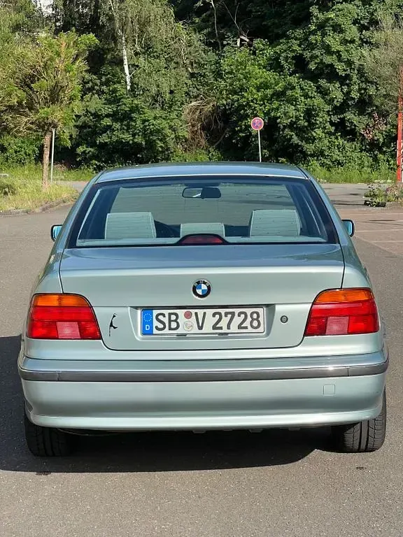 Gebraucht BMW 520 150 PS (110 kW) 1997 Grün Limousine