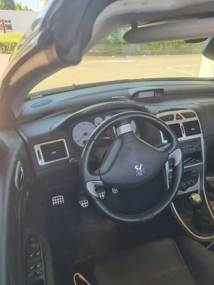 Gebraucht Peugeot 307 CC 136 PS (100 kW) 2004 Silber Cabrio