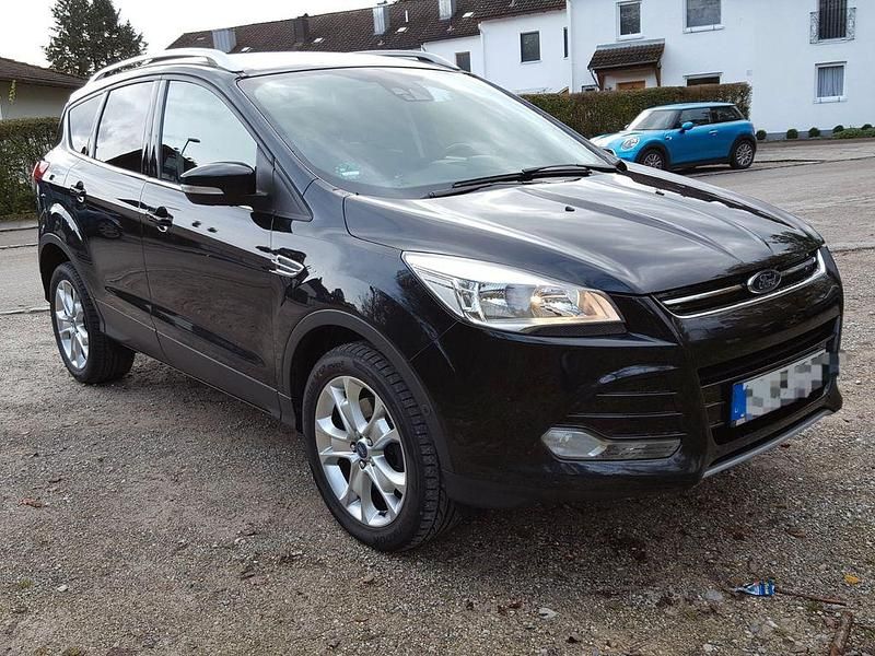 Gebraucht Ford Kuga Titanium 150 PS (110 kW) 2013 Schwarz SUV
