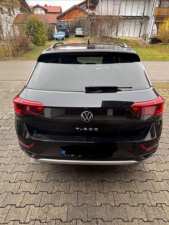 Gebraucht VW T-Roc Life 150 PS (110 kW) 2024 Schwarz SUV