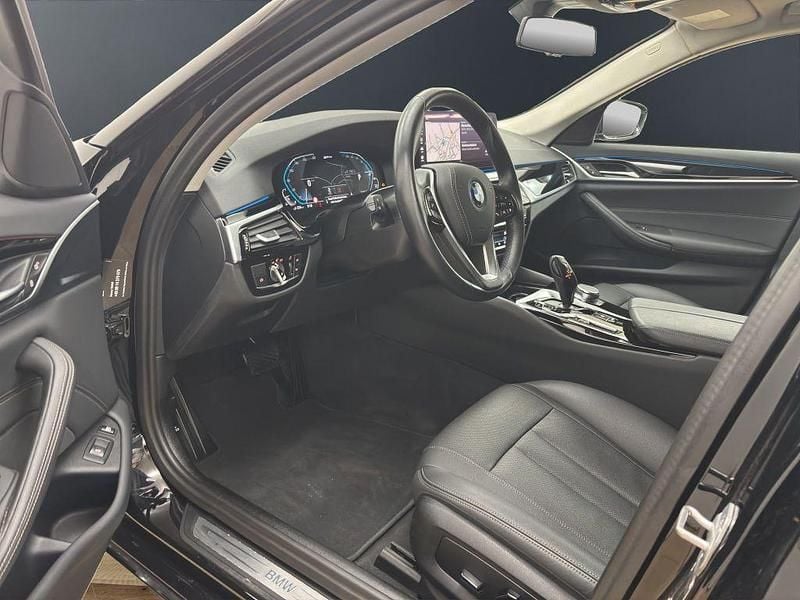 Gebraucht BMW 530e Performance 292 PS (214 kW) 2022 Schwarz Kombi