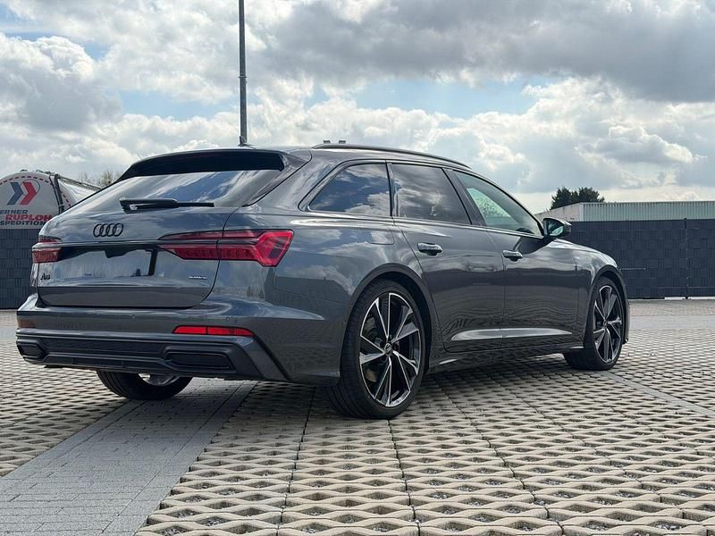 Gebraucht Audi A6 S-Line 340 PS (250 kW) 2022 Grau Kombi