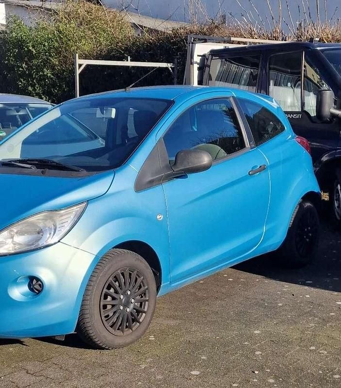 Gebraucht Ford Ka Trend 69 PS (50 kW) 2009 Scubablau Kleinwagen