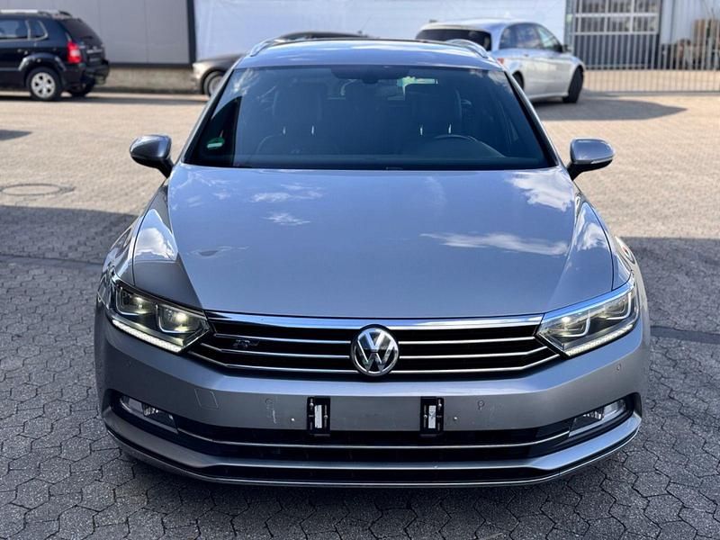 Gebraucht VW Passat R-line 190 PS (139 kW) 2016 Grau Kombi