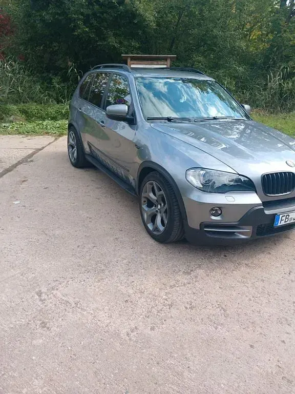 Gebraucht BMW X5 Performance 235 PS (172 kW) 2009 Grau SUV