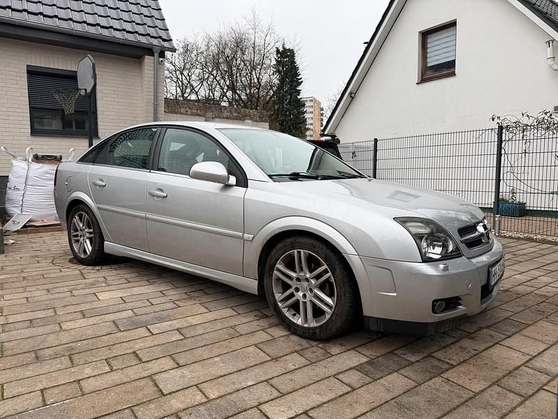 Silber Gebraucht 2005 Opel Vectra OPC Limousine | 4.990 € - Bild 1/4