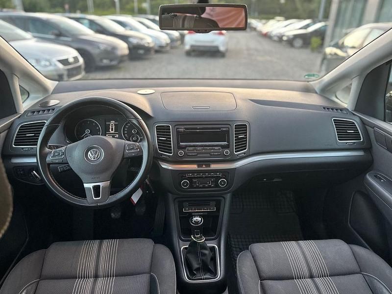 Gebraucht VW Sharan Match 150 PS (110 kW) 2012 Blau Van / Kleinbus