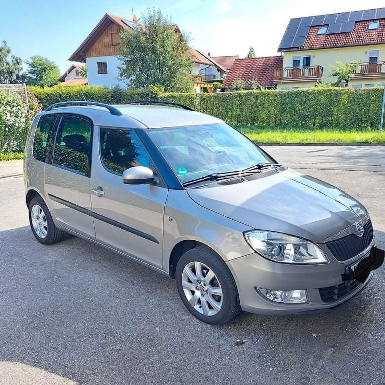 Andere farben Gebraucht 2013 Skoda Roomster Elegance Kombi | 3.300 € (Guter Preis) - Bild 1/4