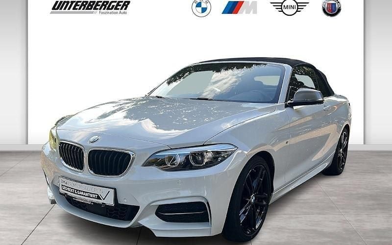 Weiß Gebraucht 2018 BMW M240 M Sport Cabrio | 33.880 € (Fairer Preis) - Bild 1/4