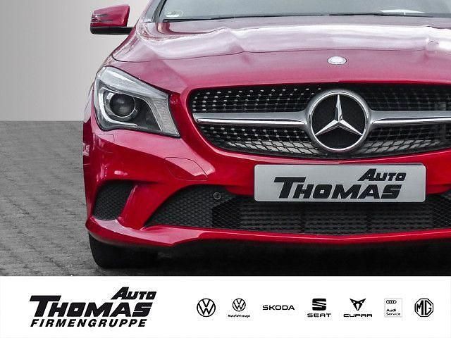 Jupiterrot unilack Gebraucht 2016 Mercedes CLA180 Urban Limousine | 18.380 € (Guter Preis) - Bild 1/3