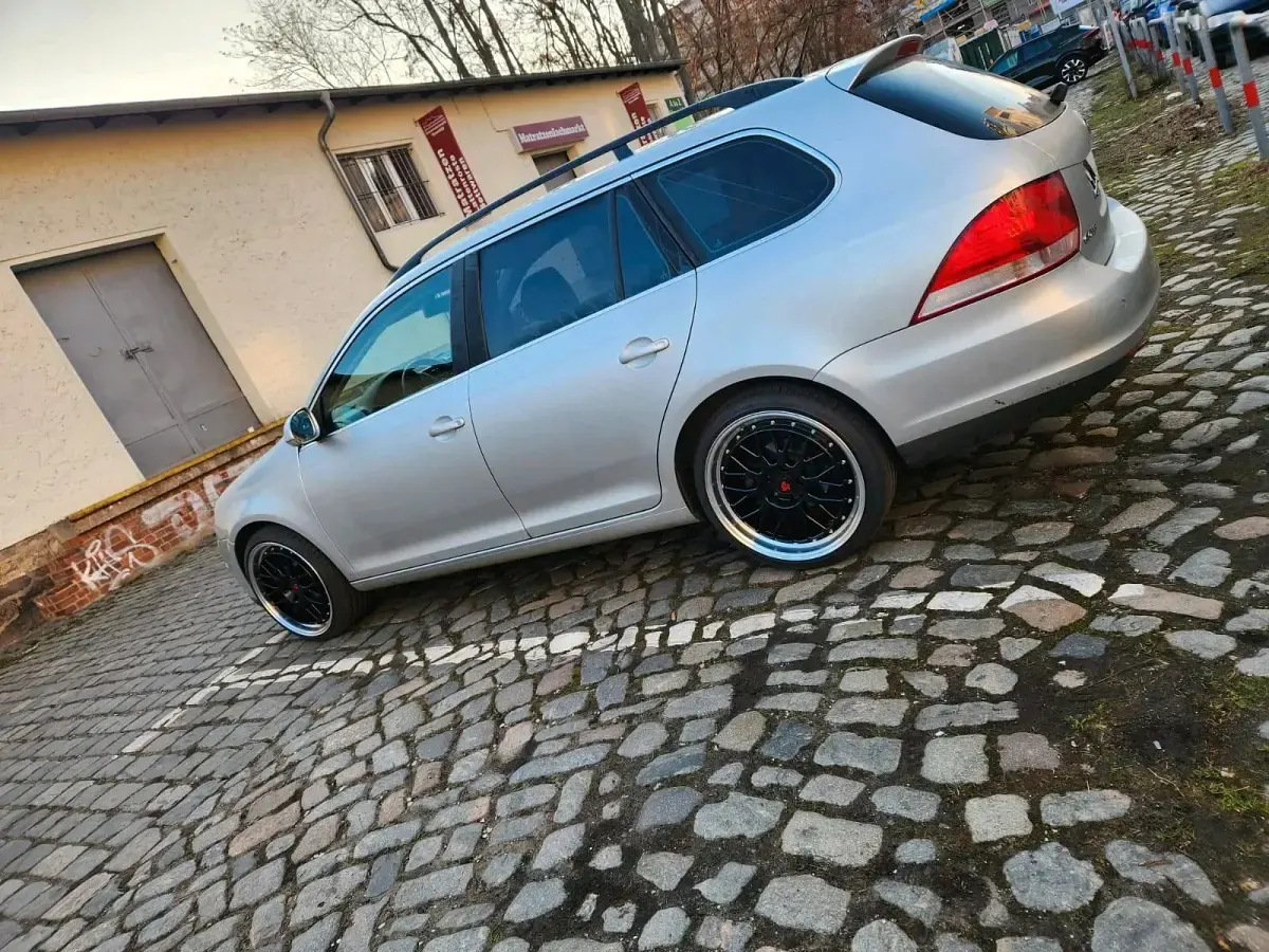 Gebraucht VW Golf V 140 PS (102 kW) 2008 Silber Kombi