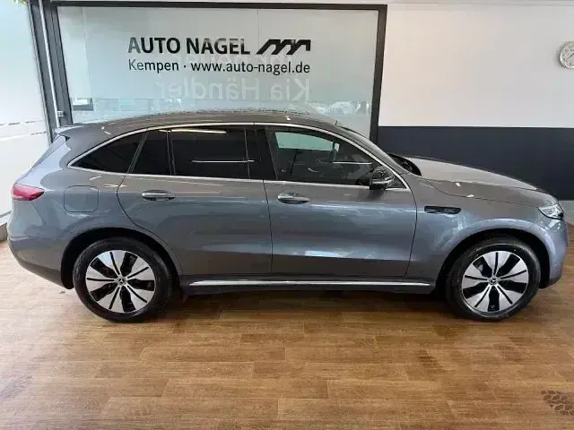 Gebraucht Mercedes EQC400 300 kW (408 PS) 2023 Grau SUV